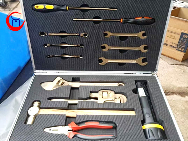 無(wú)火花工具
